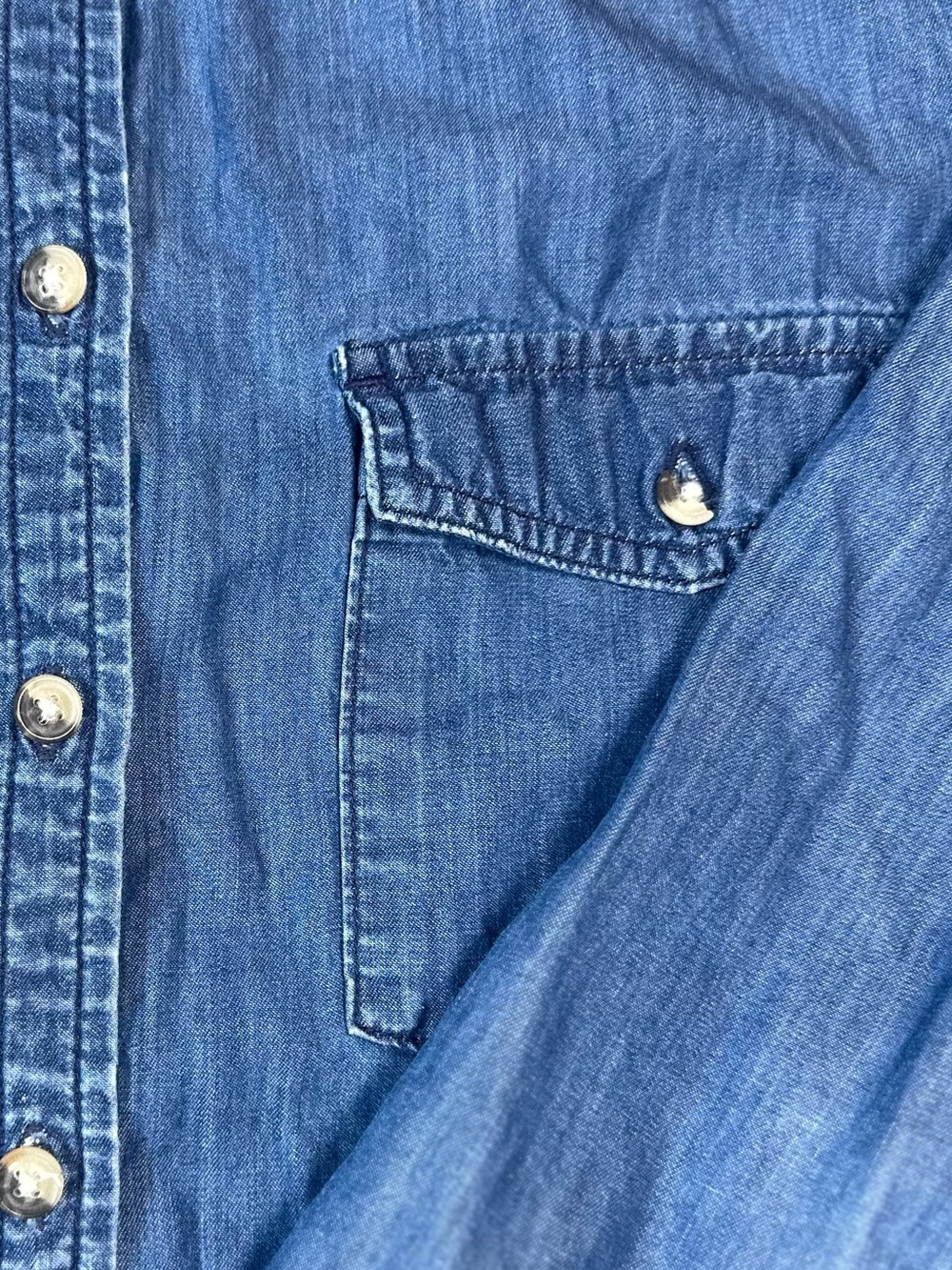 Banana Republic Button Down Top Denim Blue Size Medium - Picture 5 of 6